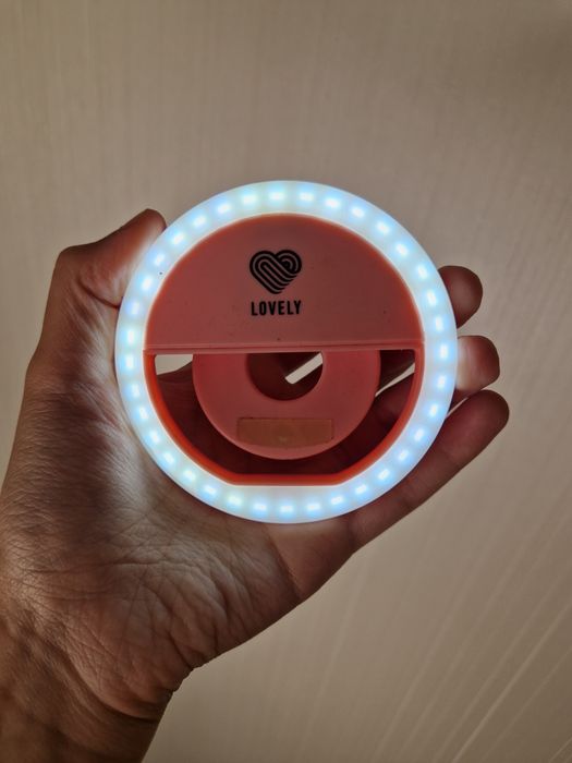 СВЕТОВОЕ кольцо на телефон