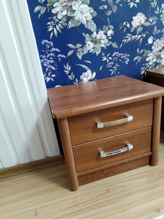 Продам две тубмы за 4 тыс