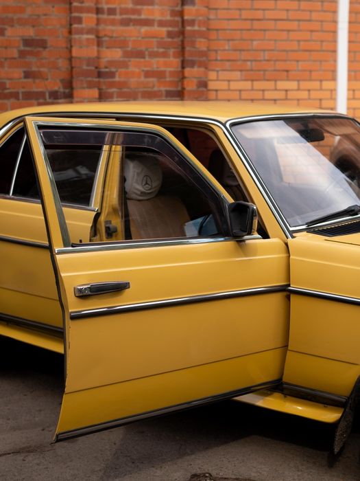 Мерседес Бенс 123