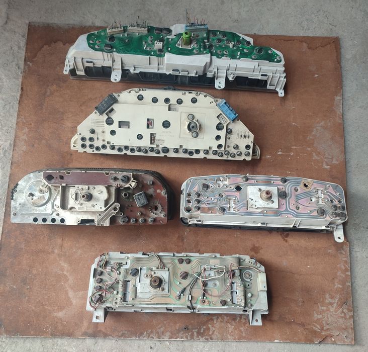 Приборная панель. Тойота.Ниссан Мерседес. Пежо.