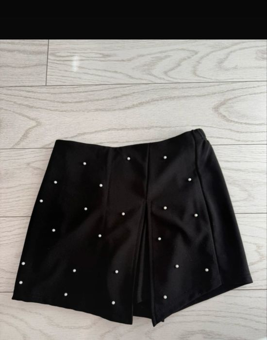 Fustă-pantalon cu perle
