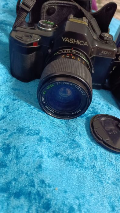 Плёночный фотоаппарат Yashica, б/у
