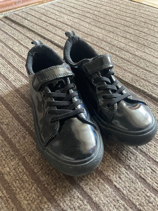 Продам ботинки- кеды