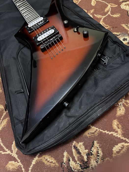 Jackson Kelly JS32 T электрогитара + чехол