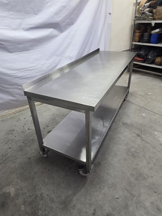 Немска работна маса от неръждаема стомана