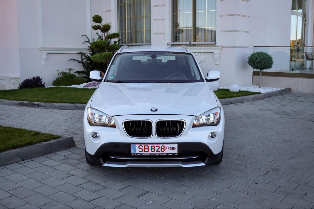 BMW X1 2011 — imagine 2