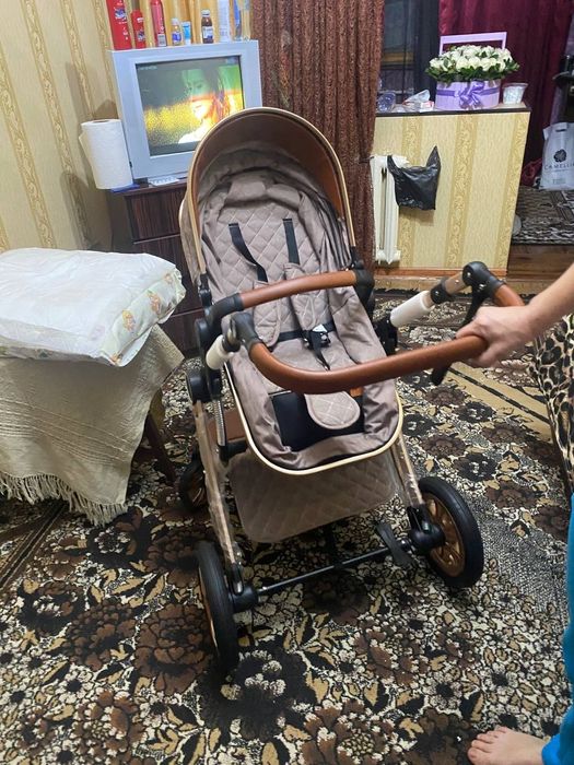 Детская коляска в хорошем состоянии
