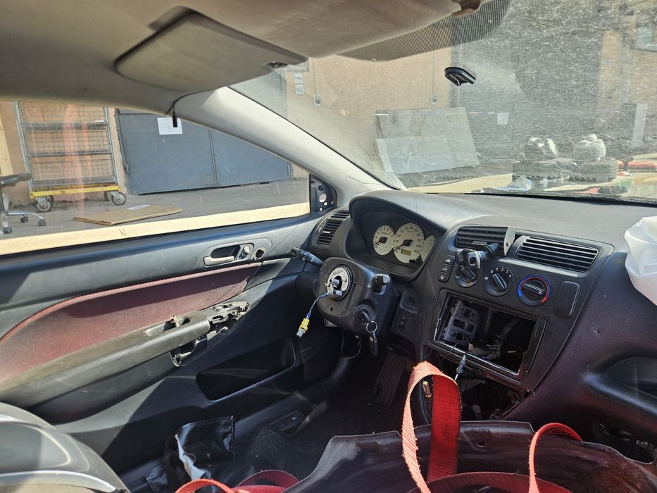 Хонда Сивик 1.6 Sport