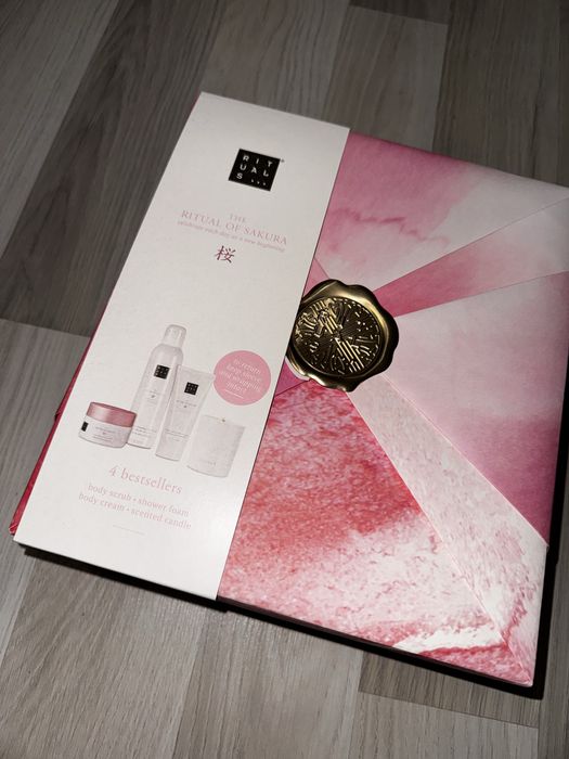 Set rituals of sakura nou