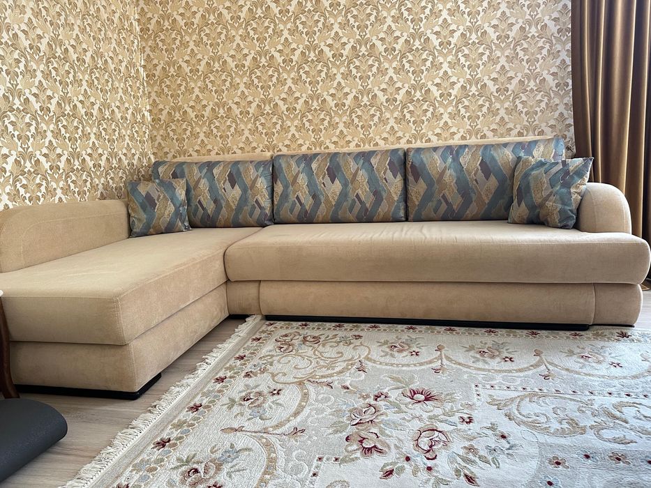 Продам угловой диван