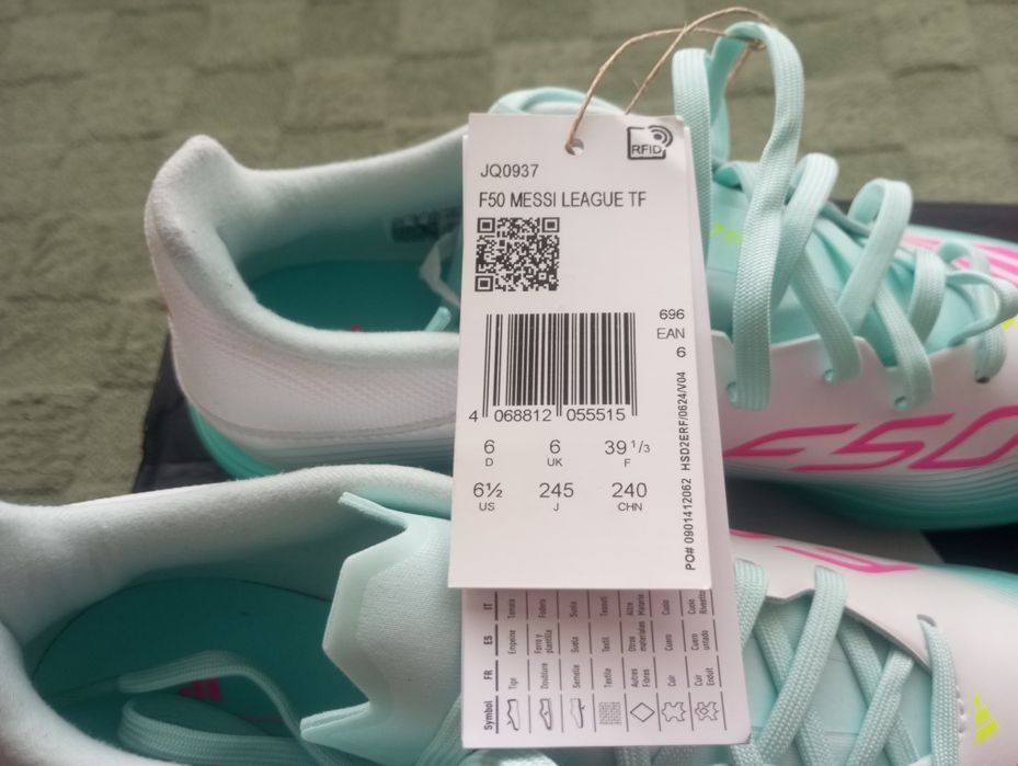 Продавам Адидас F50 Messi league Tf