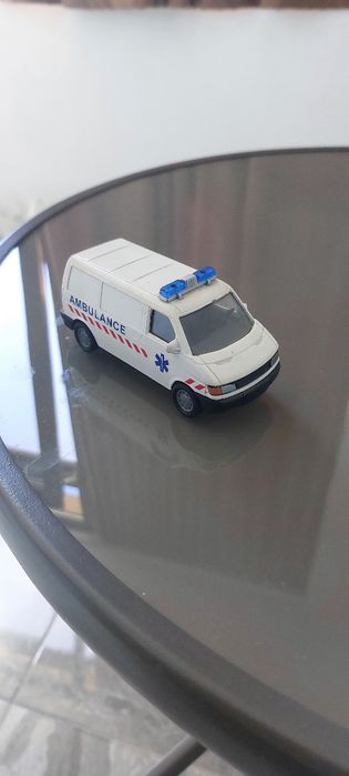Vw,Mercedes machete 1/43 utilitare