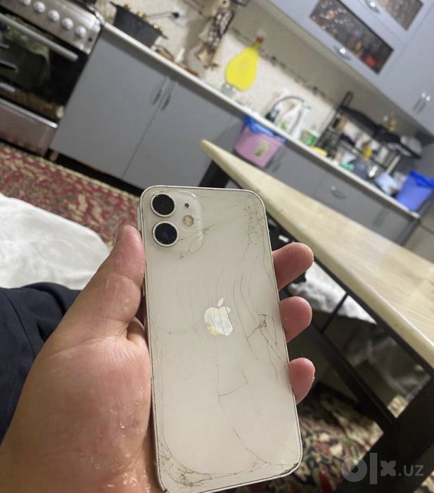 iphone 12mini.