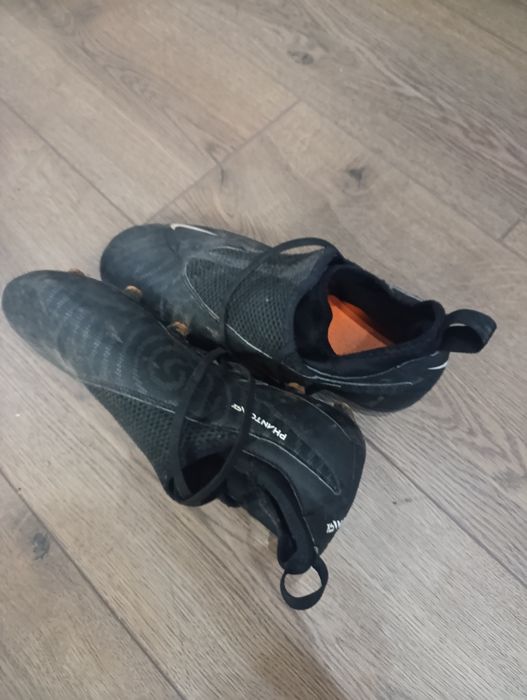 Бутонки за естествена трева номера38.5 и 38