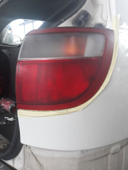 Почистване и полиране на фарове / стопове, външно