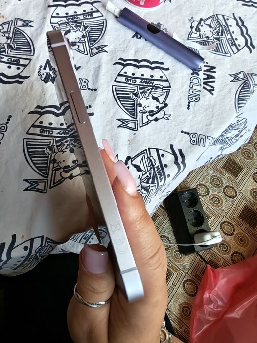 iPhone 14 lavender 128 GB