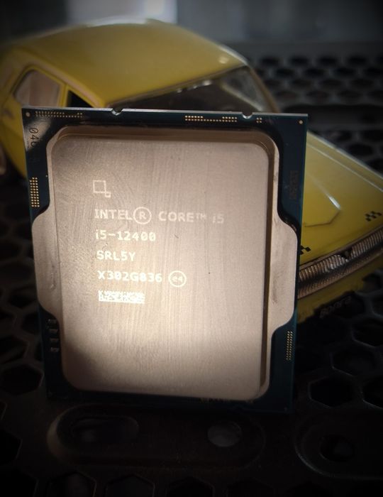 Intel Core i5 12400 LGA1700