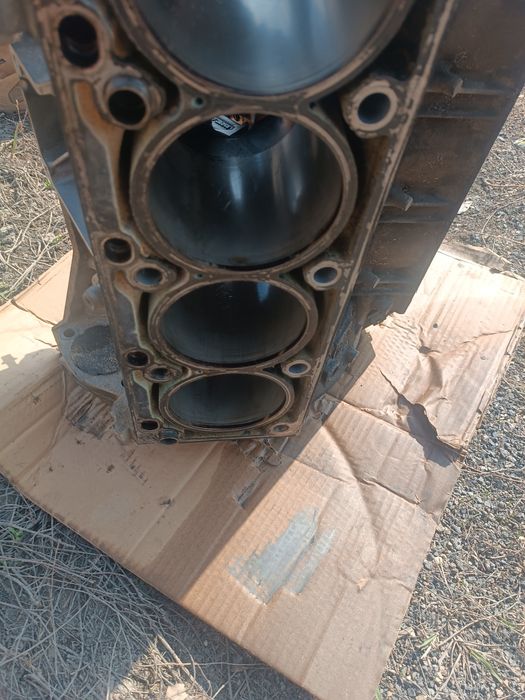 Блок двс Мерседес 273