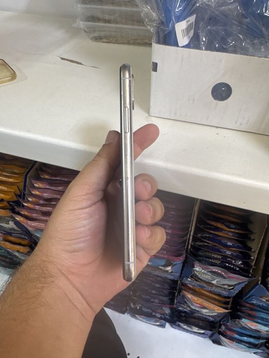 Продам iphone x