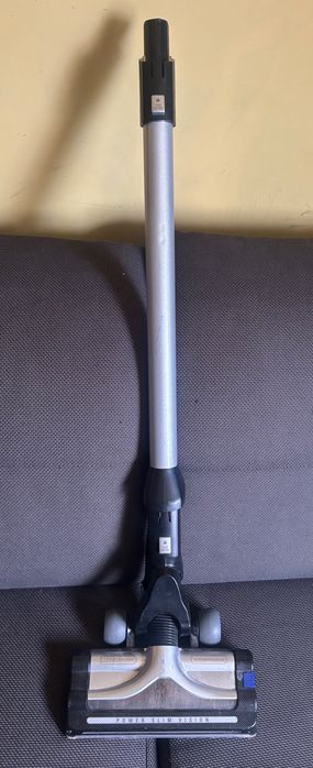 Perie electrica rotativa aspirator Rowenta Air Force 360