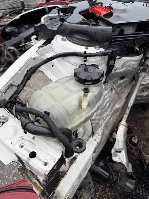 Казанче за охладителна течност БМВ Ф3х 320 дизел 184 кс