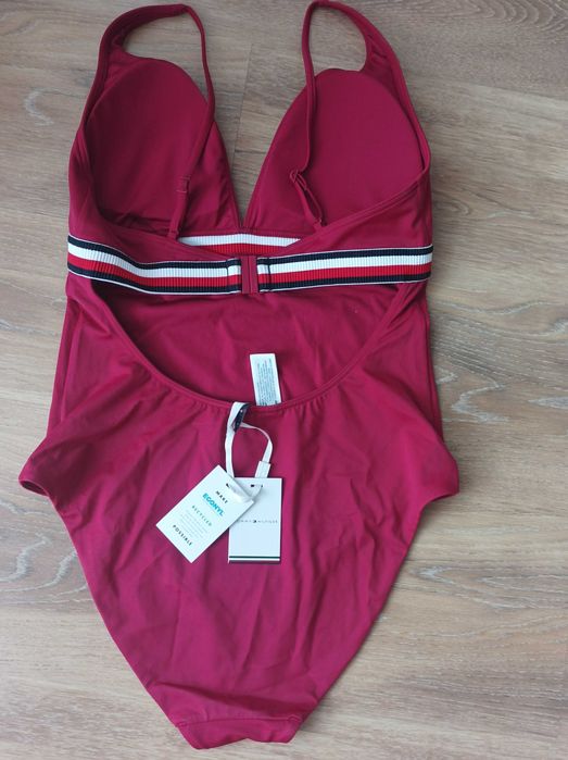 Tommy Hilfinger Нов бански S/М/Л,ХЛ