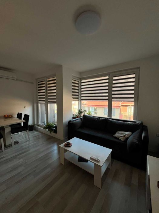 Дава се под наем Двустаен апартамент в София, Банишора - 64 кв.м за 408 € - Снимка #2