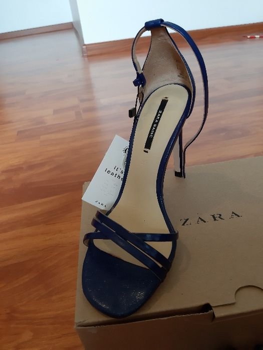 Sandale Zara din piele, noi cu eticheta, marimea 35-36
