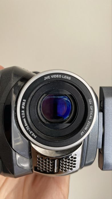 Видеокамера JVC Everio HDD 30GB