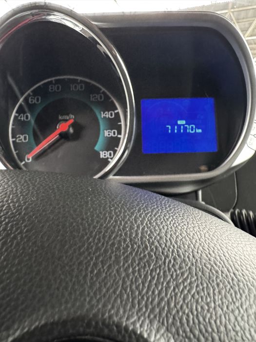 СРОЧНА прадаётся Спарк А.Т