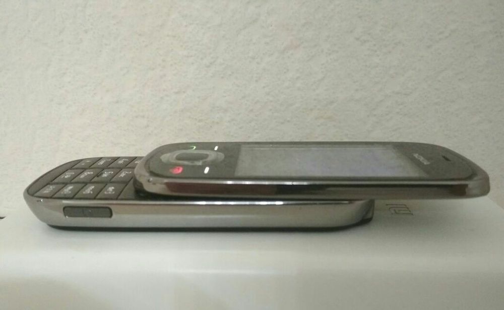 Nokia 7230 в идеальном состоянии