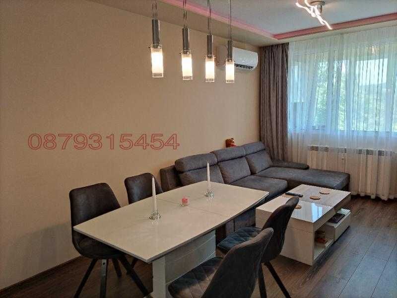 Дава се под наем Тристаен апартамент в Плевен, Мара Денчева - 82 кв.м за 433.5 € - Снимка #1