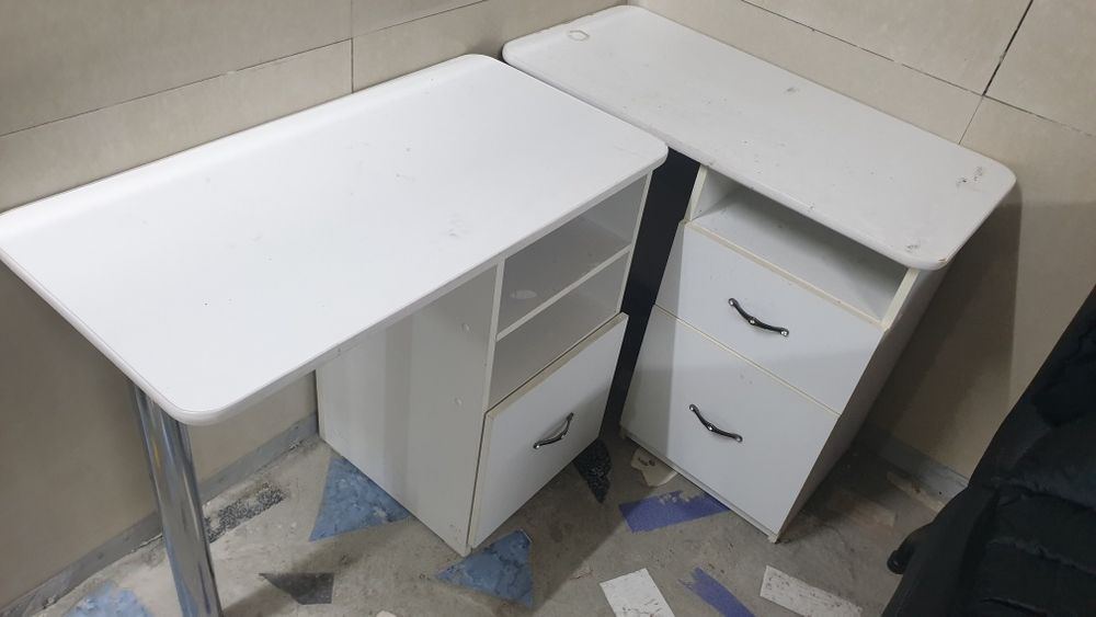 Маникюрные столы 3 шт