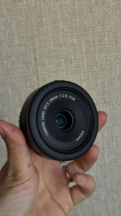 Фотоаппарат, камера canon 250D