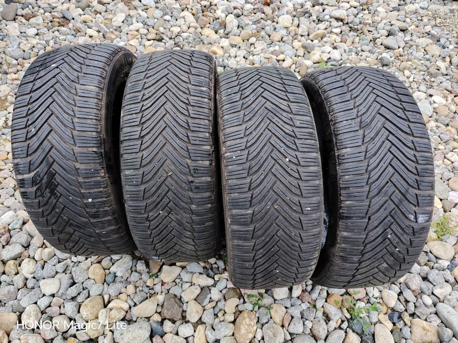 Anvelope iarna  225/50r17 Michelin