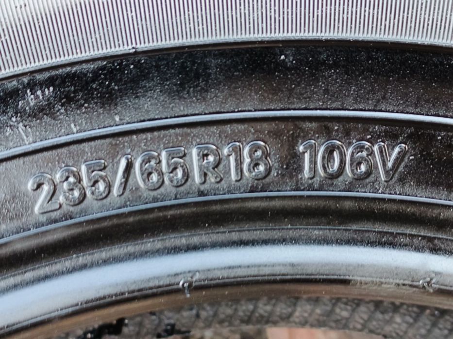 235/65/18 3 шины