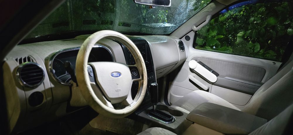 Продам ford explorer 2006 4.0