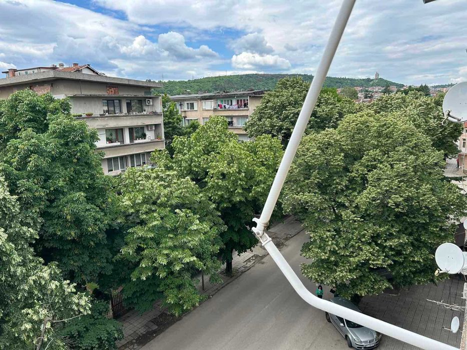 Продава се Двустаен апартамент в Монтана, Идеален център - 73 кв.м за 1370 €/кв.м - Снимка #1