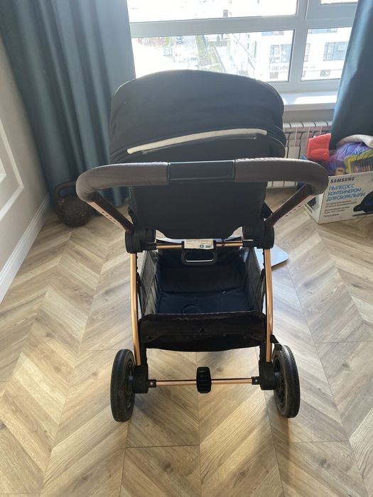 Продам коляску детскую