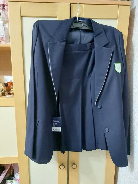 Продам новый комплект формы НИШ