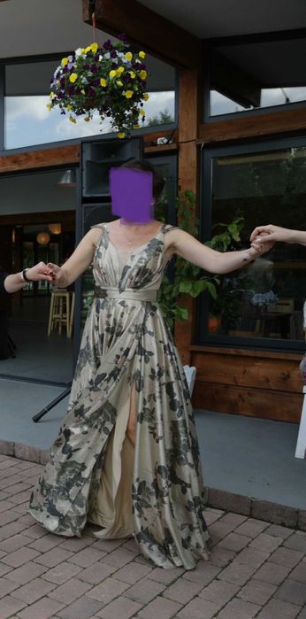 Vand rochie de ocazie/de nasa/soacra mare