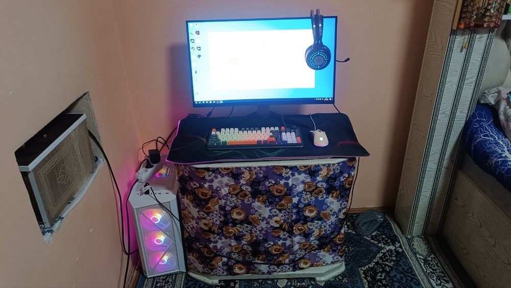 Na stolni igravoy kompuyuter komplek !