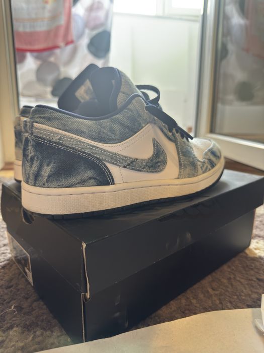 Nike Jordan 1 low washed denim
