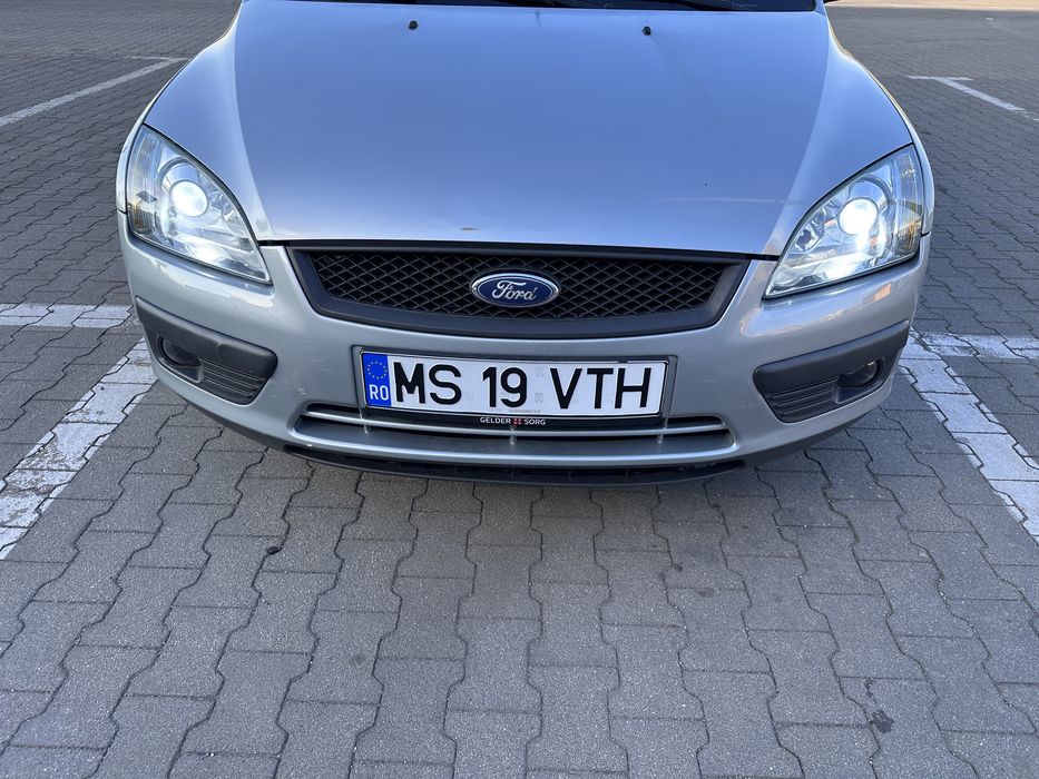 Ford focus 1.6 benzina