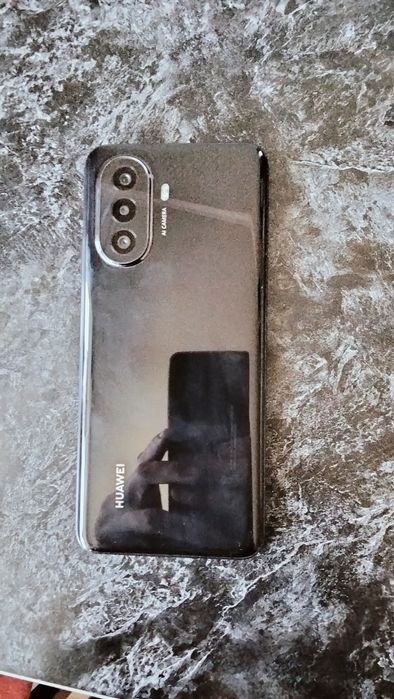 Продам или обмен. HUAWEI nova Y70