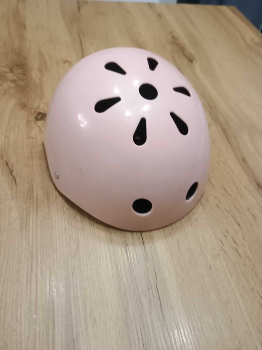 Vând patine și casca pt copii