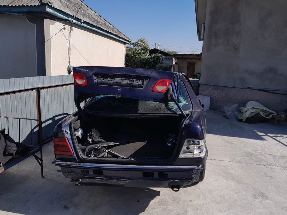 Мерседес бензин W210