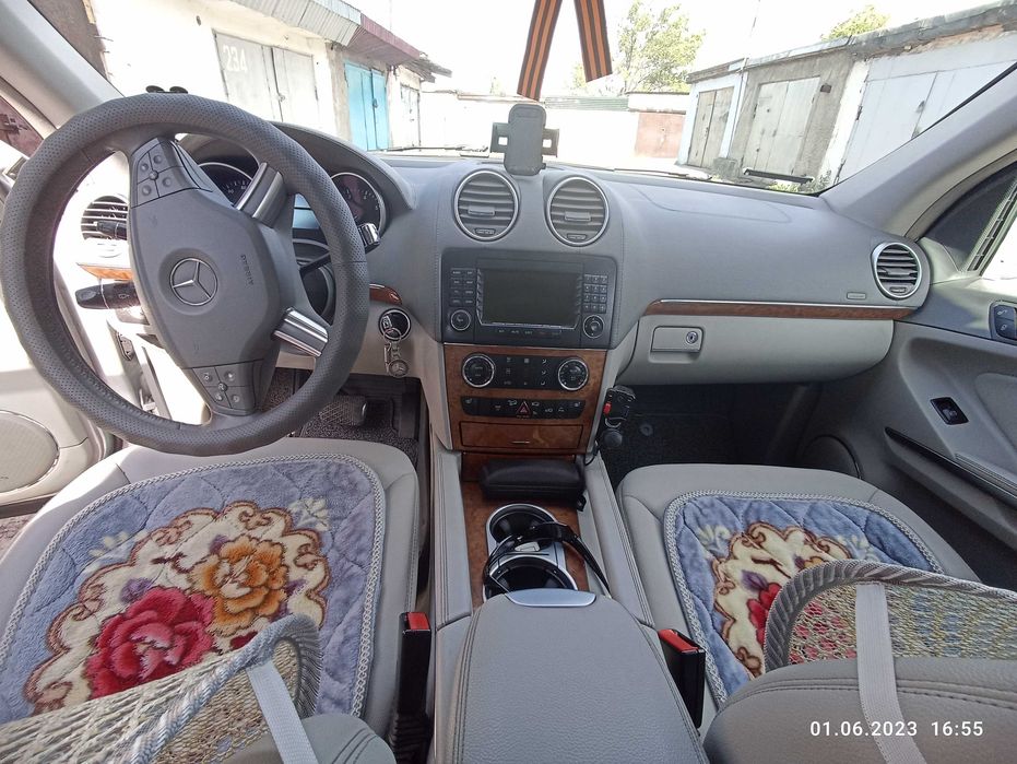 Продам семейный Mercedes-Benz GL 450.