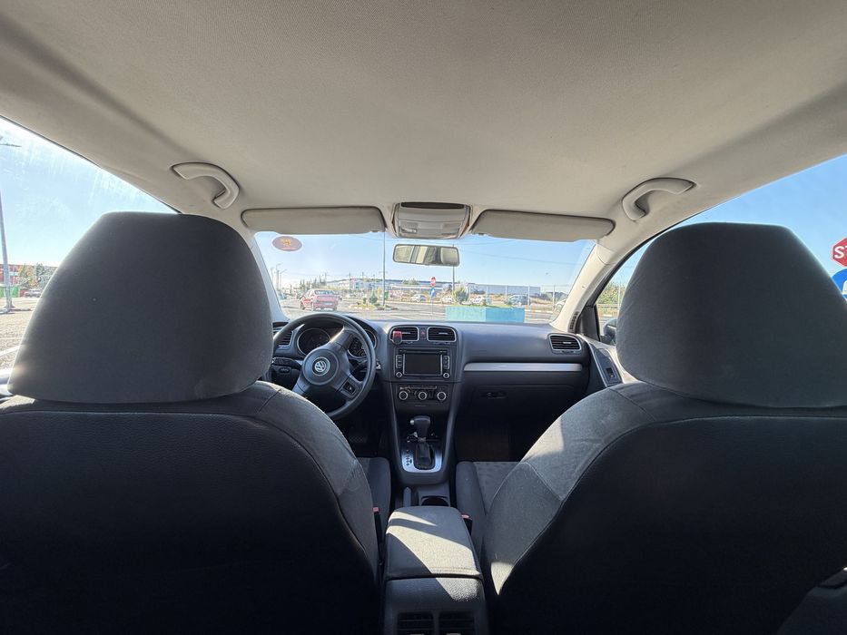 VOLKSWAGEN Golf 2010 — imagine 4