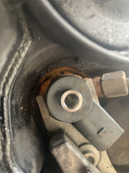 Injectoare Audi A5 2.0 TDI 177CP A4 B8 A6 Passat B7 Crafter 0445110369